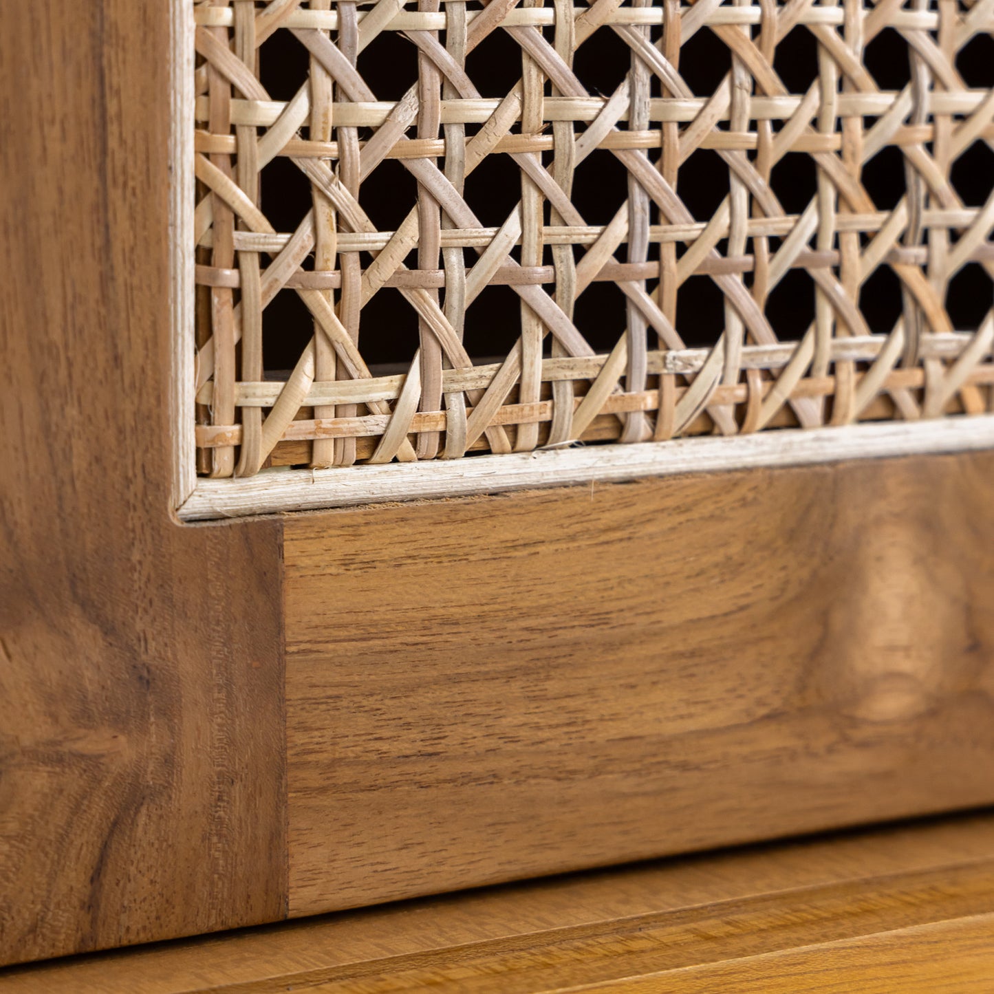 Meuble TV en Bois de Teck et Cannage - 180x40x45 cm
