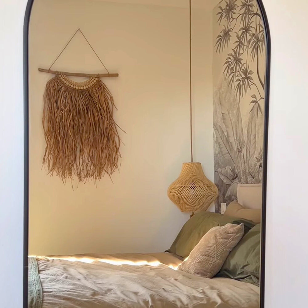 Tenture murale en raphia