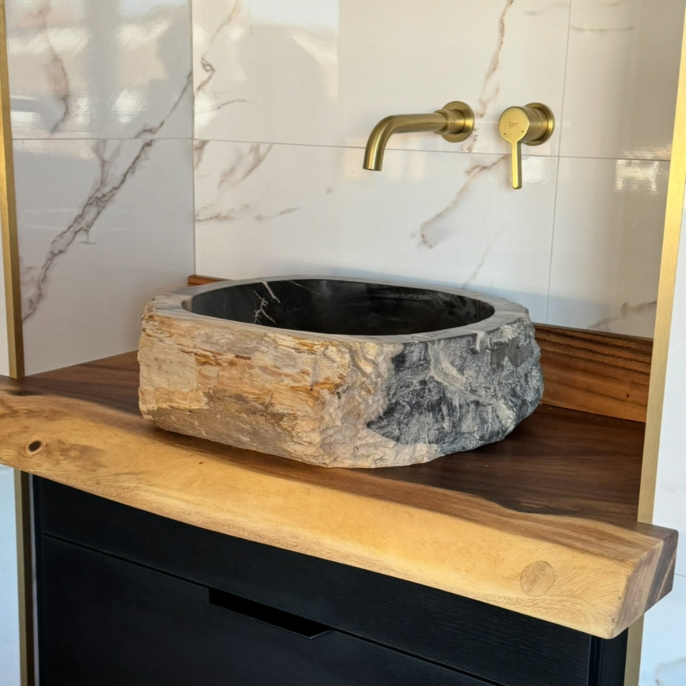Vasque de salle de bain en bois fossilisé