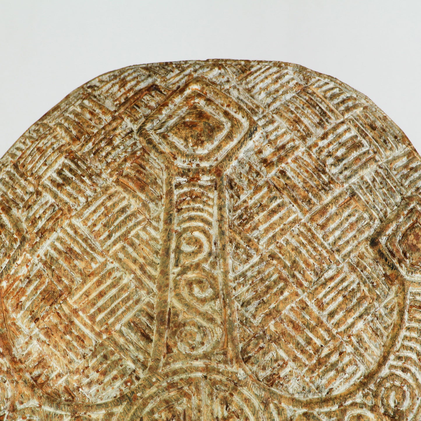 Masque du Timor arrondi en bois