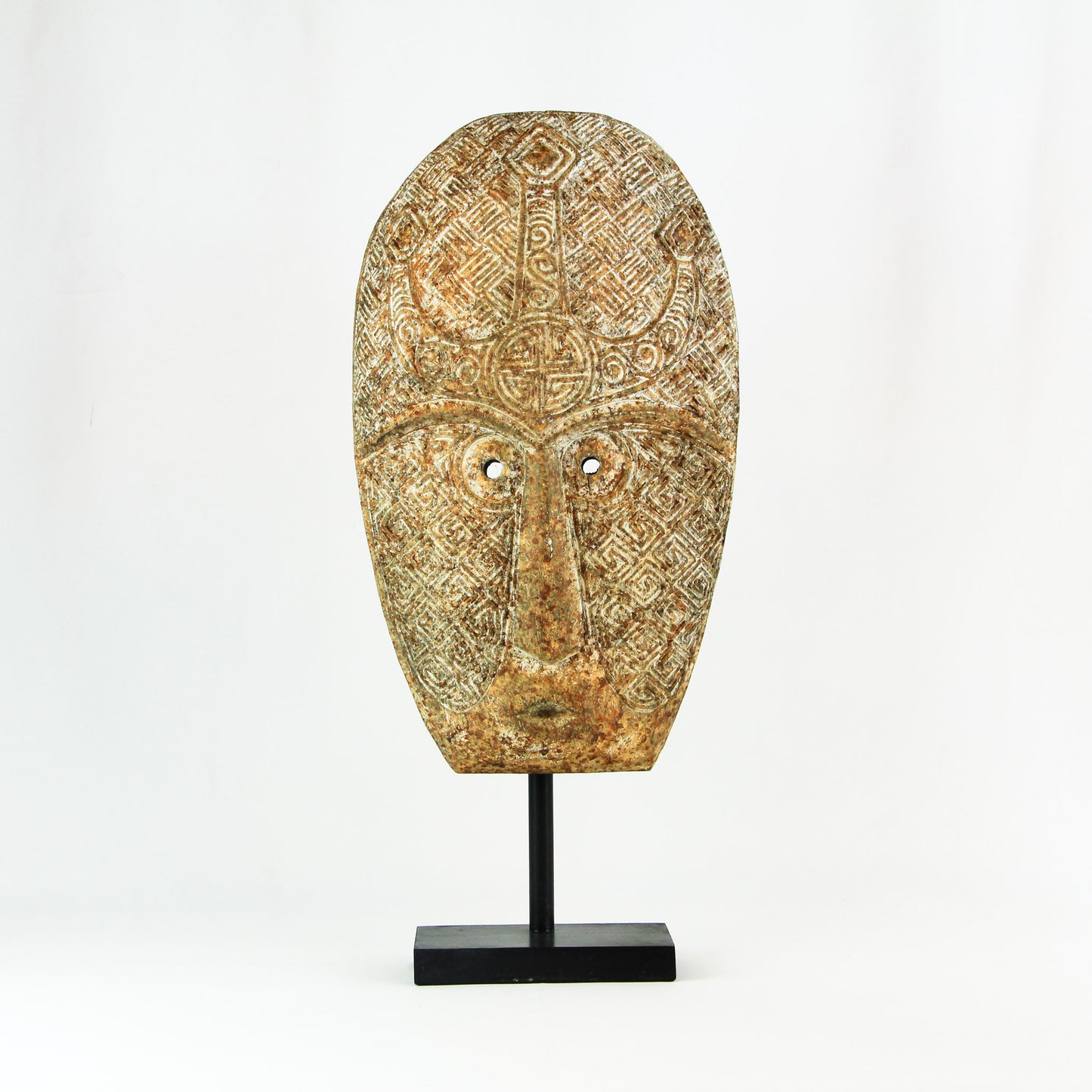 Masque du Timor arrondi en bois