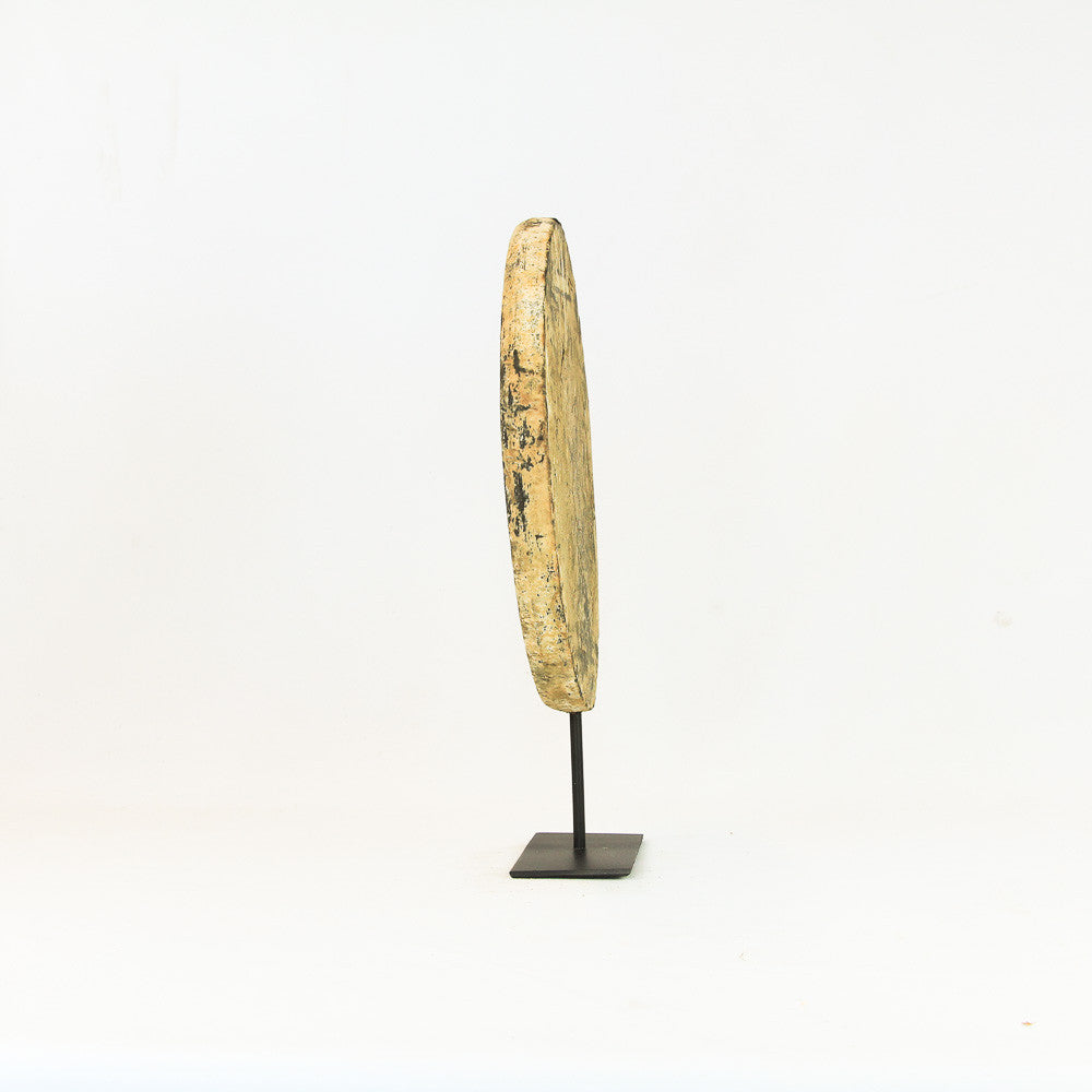 Panneau toraja - ronds rouges II