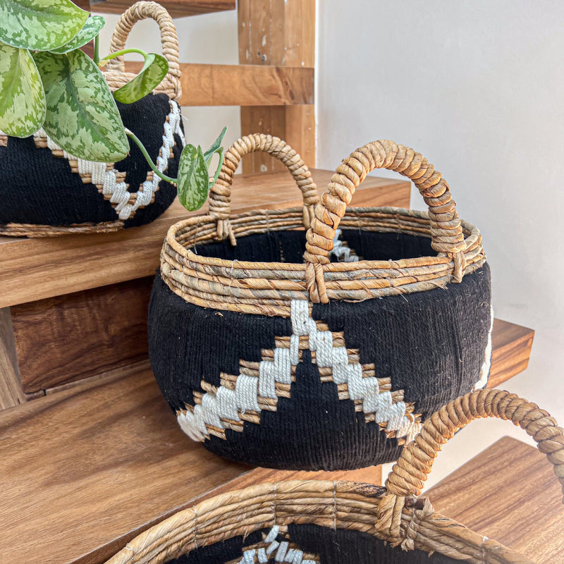 Panier Hidam en fibre de banane naturelle et macramé