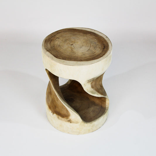 Stool Pilin en bois de suar massif