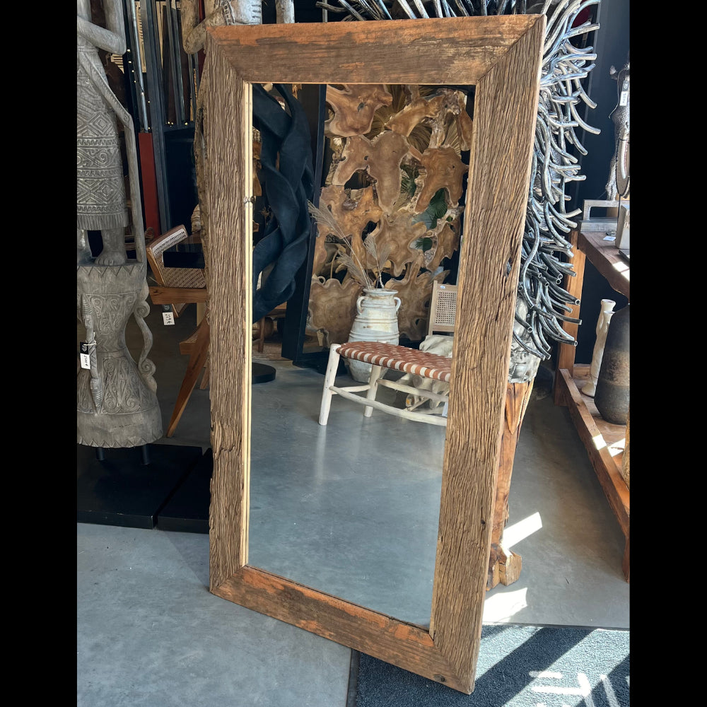 Miroir rustique en bois recyclé