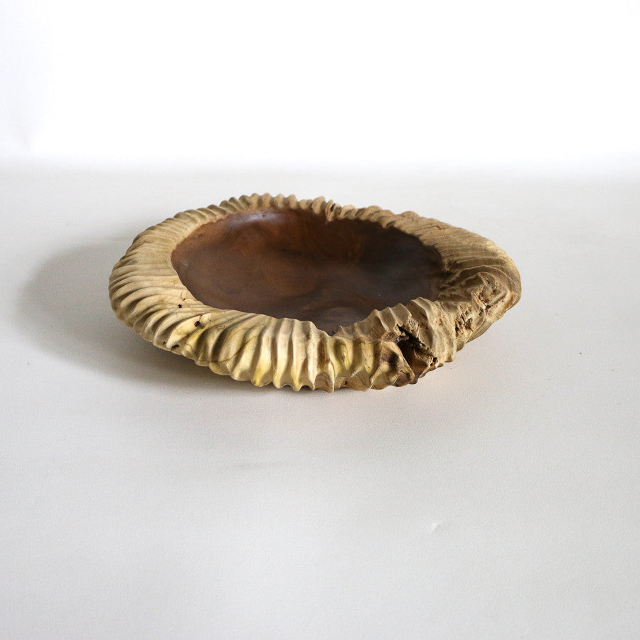 Grand bol / vide-poches strié en teck - 40 cm