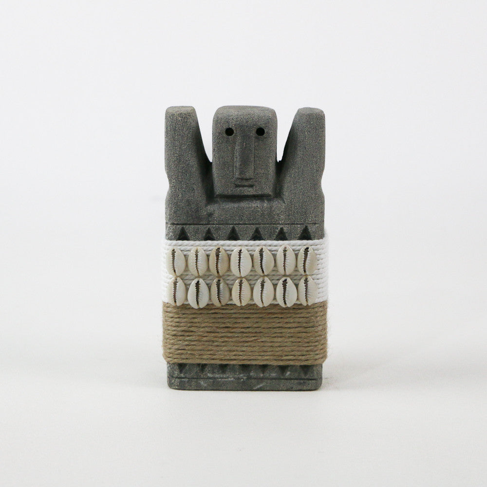 Statuette sumba en pierre et coquillage - Taille L