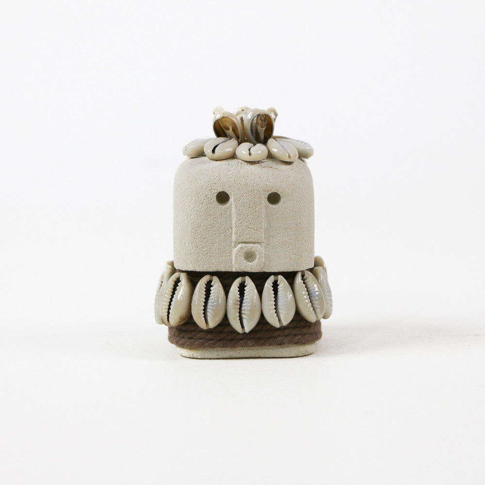 Statuette sumba en pierre et coquillage - Taille S