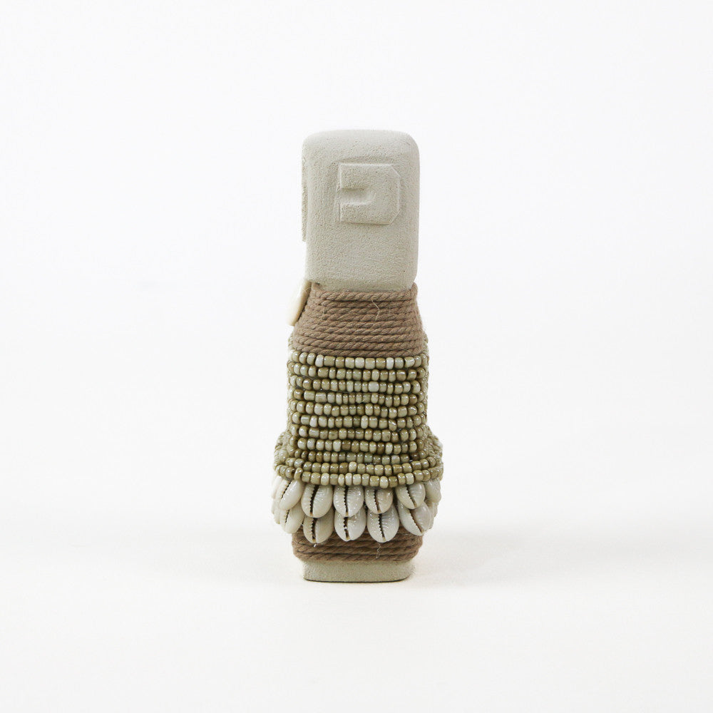 Statuette Sumba en Pierre, Coquillages et Perles - Taille M