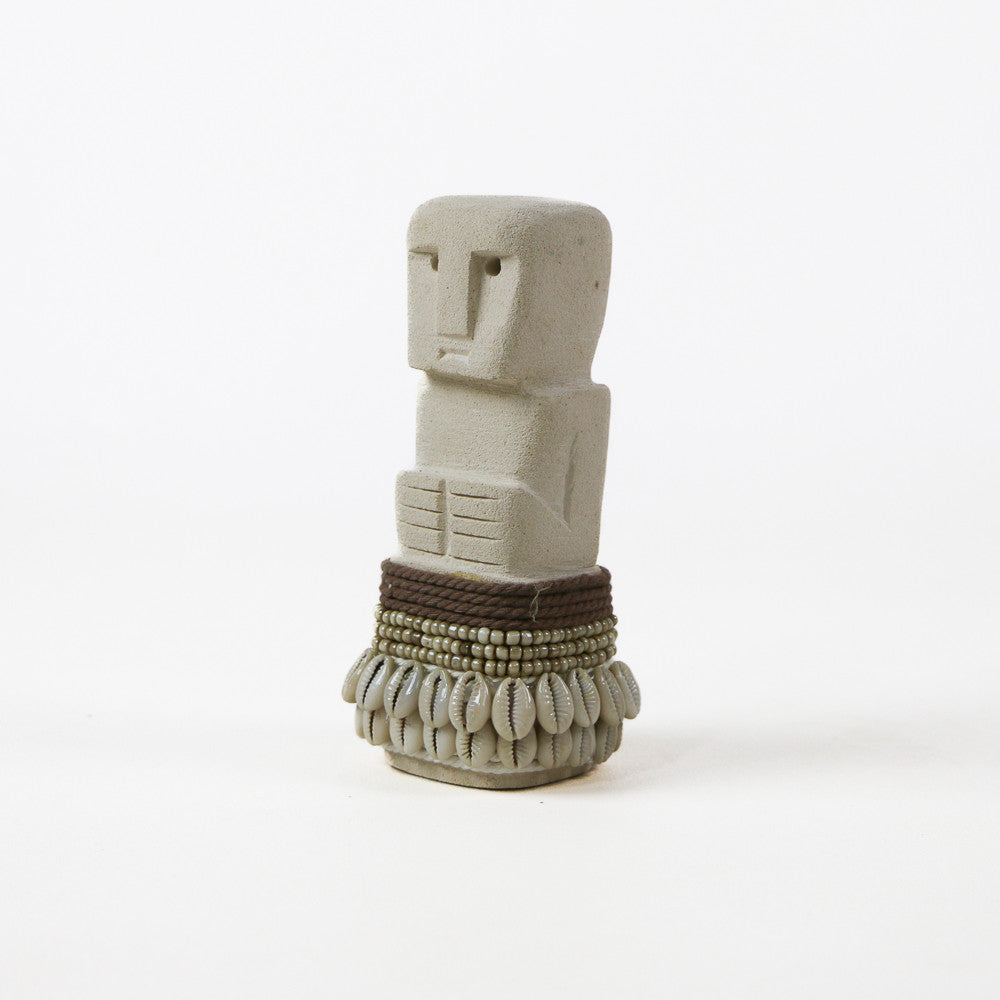 Statuette Sumba en Pierre, Coquillages et Perles - Taille L
