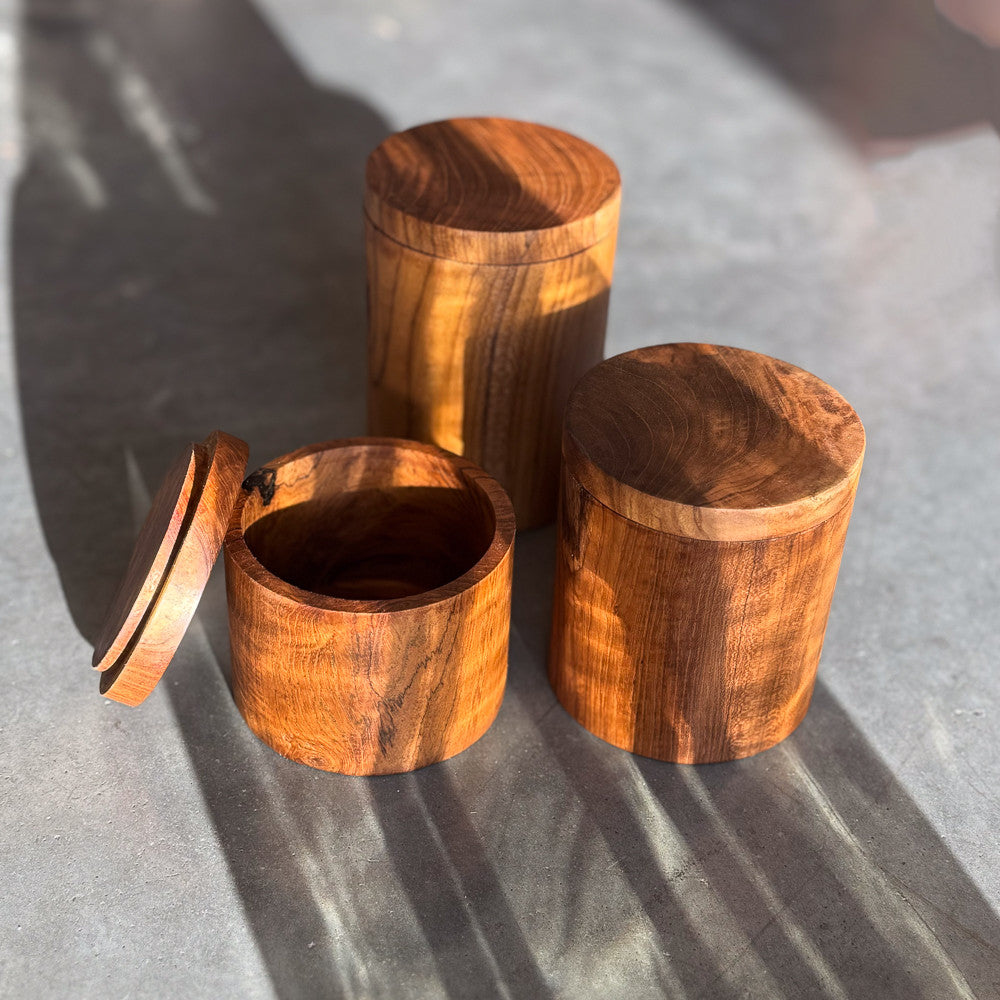 Pot / boîte à épices en bois de teck
