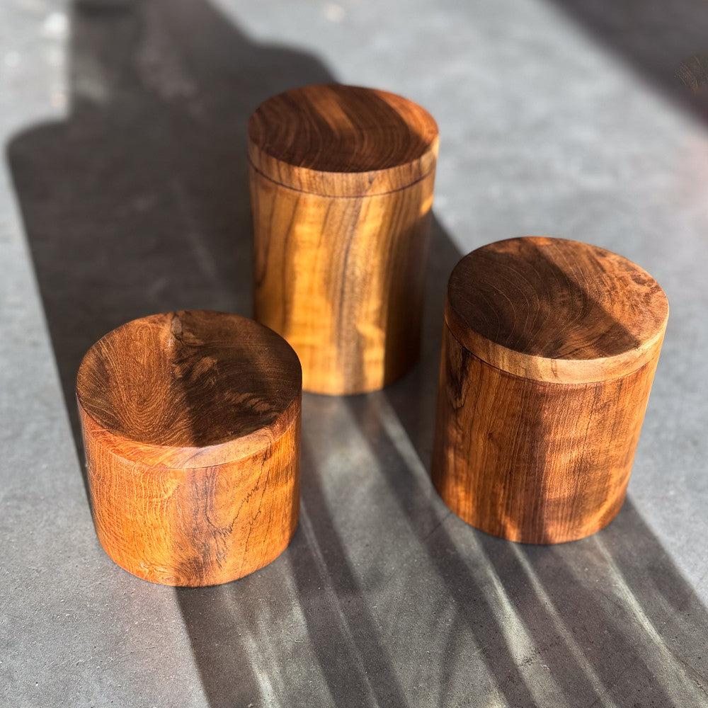 Pot / boîte à épices en bois de teck