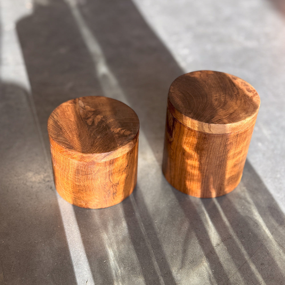 Pot / boîte à épices en bois de teck