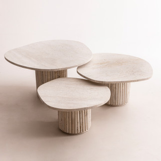 Lot de 3 tables basses gigognes en travertin & pieds striés