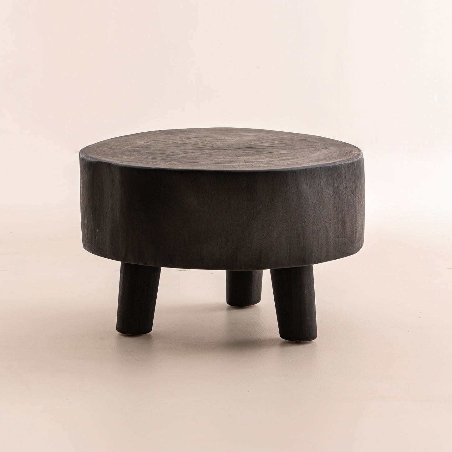 Table Basse en Bois de Suar Massif - Finition Brûlée - 60 cm