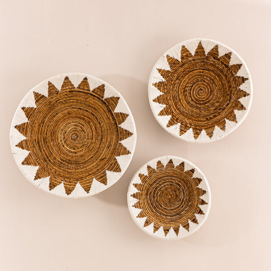 Corbeille de fruits / Décoration murale en fibre de banane et macramé blanc