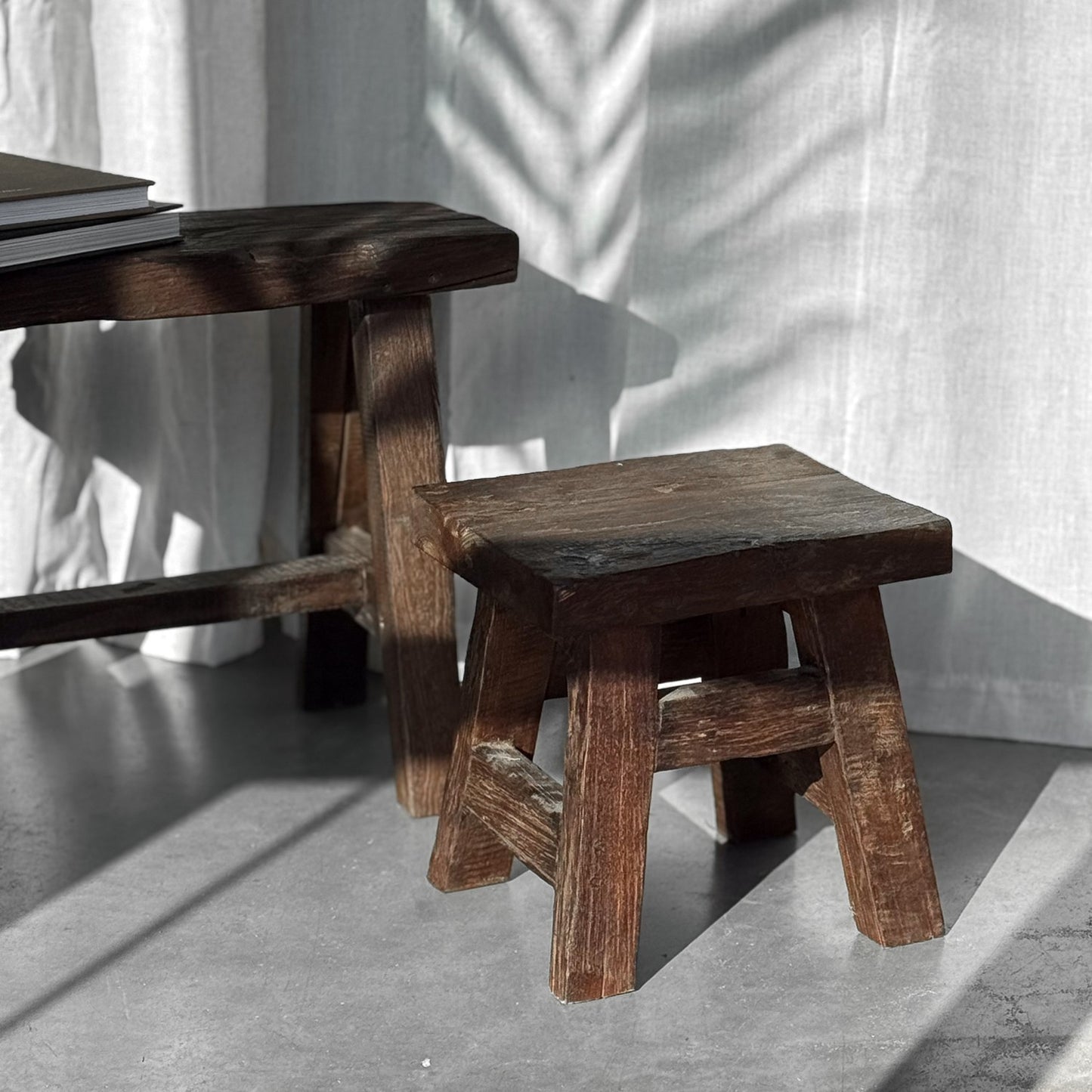 Tabouret rustique en bois de teck recyclé 30 cm