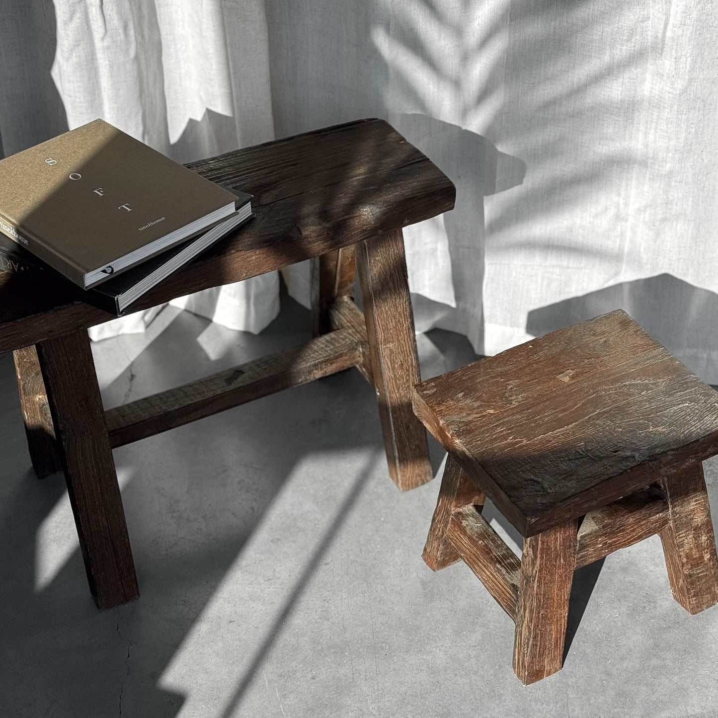 Tabouret rustique en bois de teck recyclé 60 cm