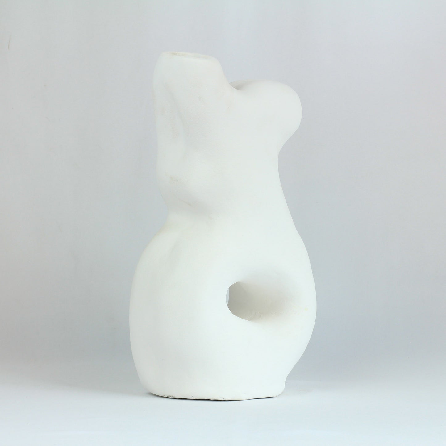 Vase silhouette femme en argile rouge