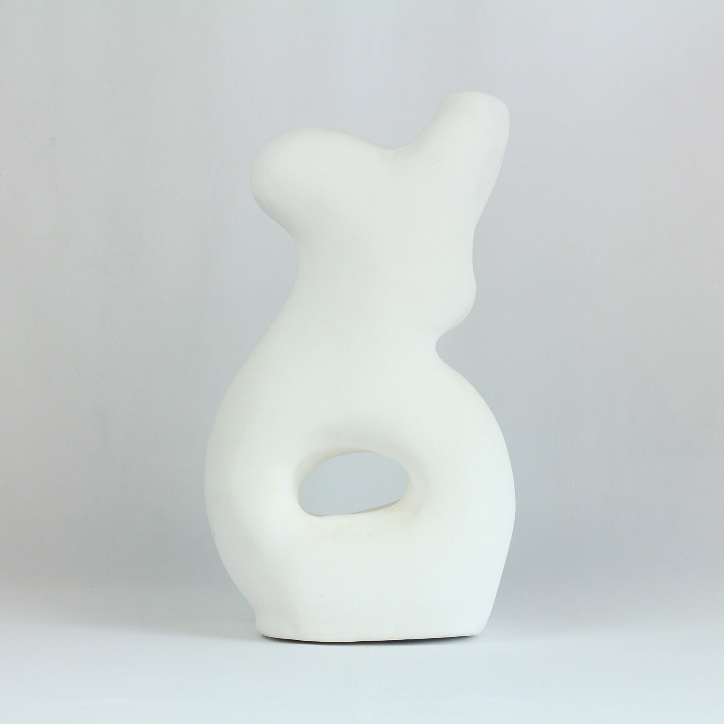 Vase silhouette femme en argile rouge