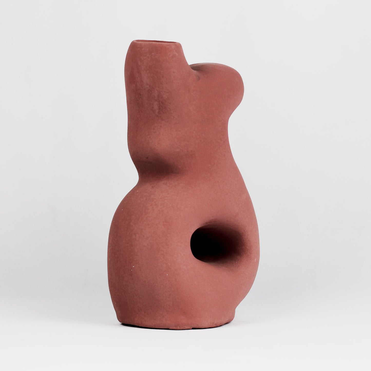 Vase silhouette femme en argile rouge