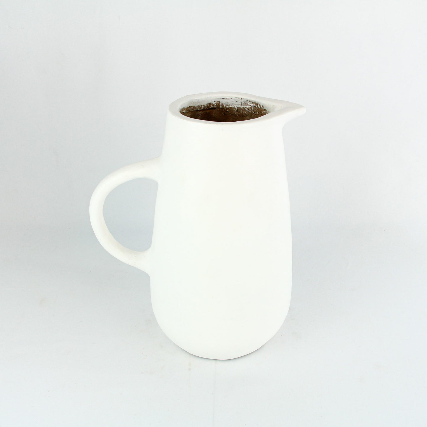 Carafe Bali déco: L'essence de Bali dans une pièce maîtresse en Argile