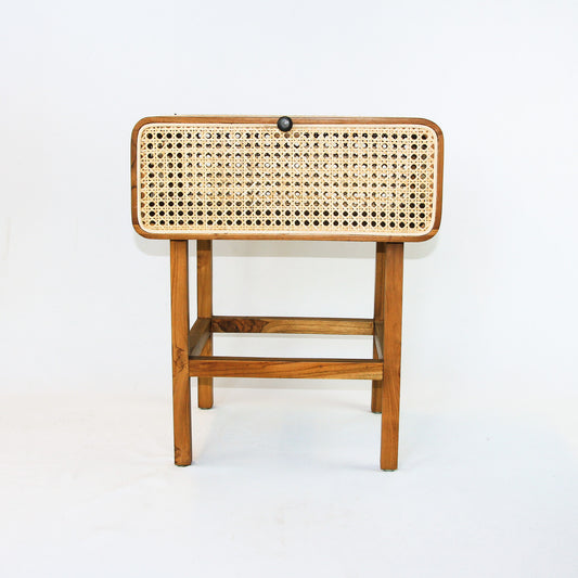 Table de chevet en teck et cannage