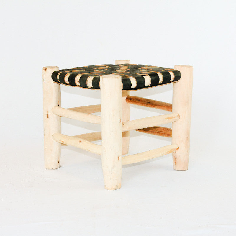 Tabouret tressé en cuir