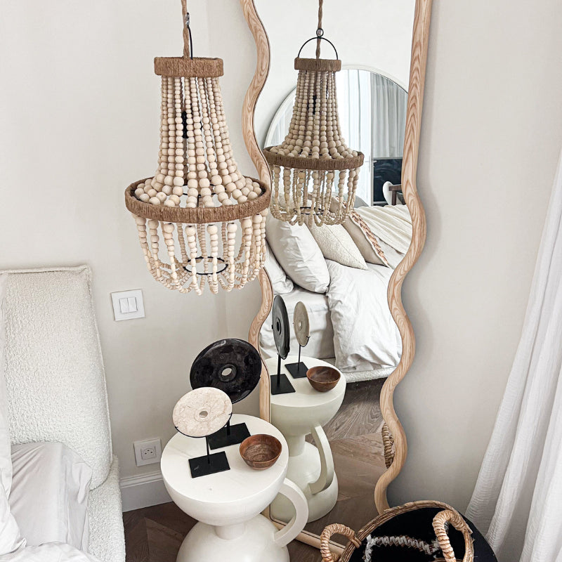 Suspension luminaire en perles de caféier et raphia couleur naturelle