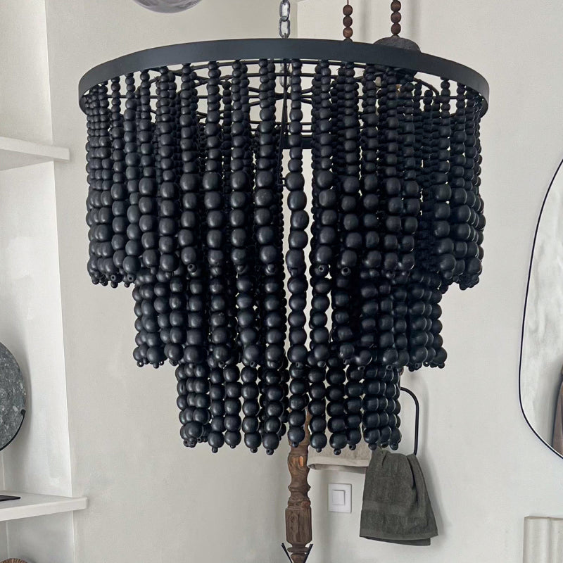 Suspension luminaire en perles noires de caféier et métal noir