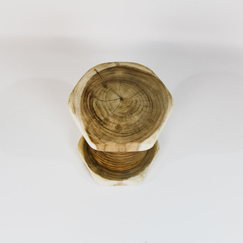 Stool Baut en bois de suar massif naturel