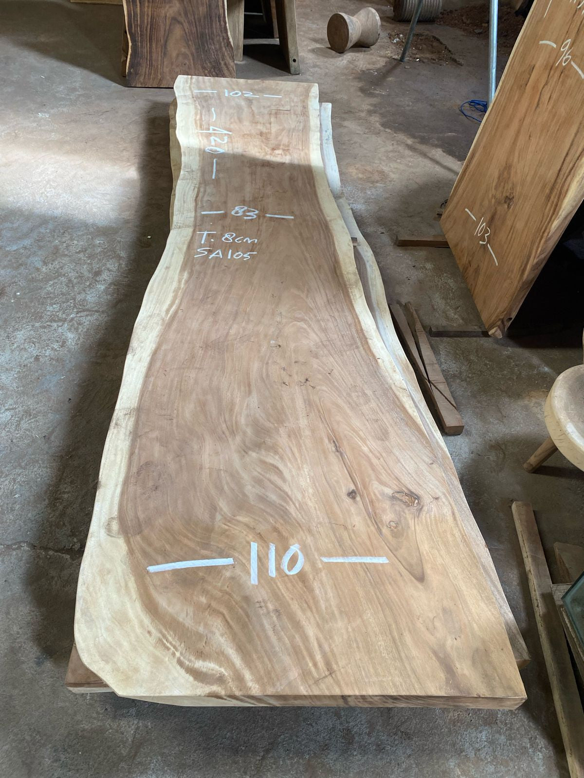 Table et plateau à manger en bois de suar massif 420 x 110 x 8 cm