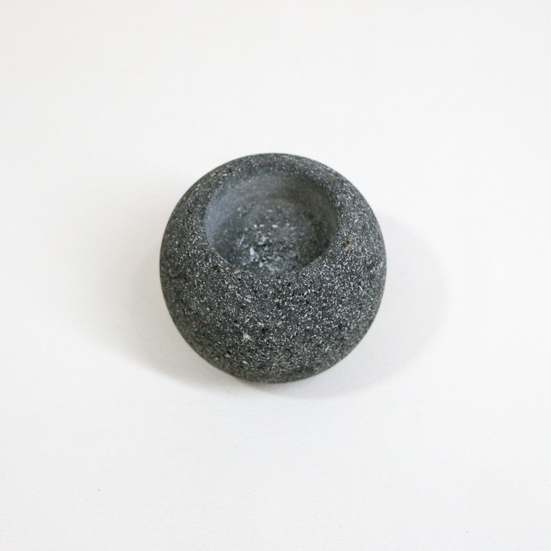 Bougeoir rond en pierre