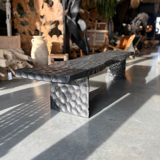 Banc en litchi martelé (194 x 40 x 40 cm)