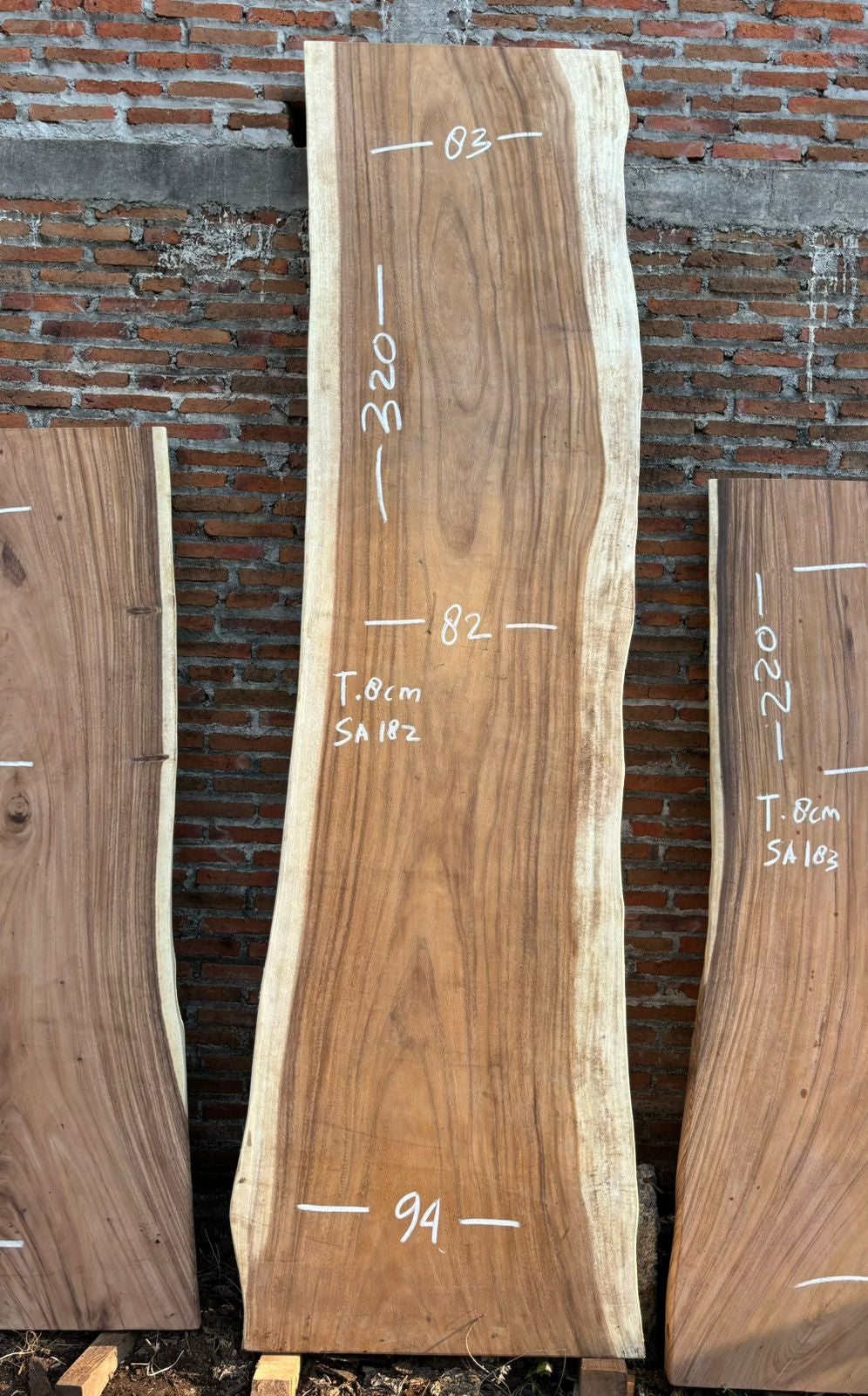 Table et plateau à manger en bois de suar massif 320 x 94 cm