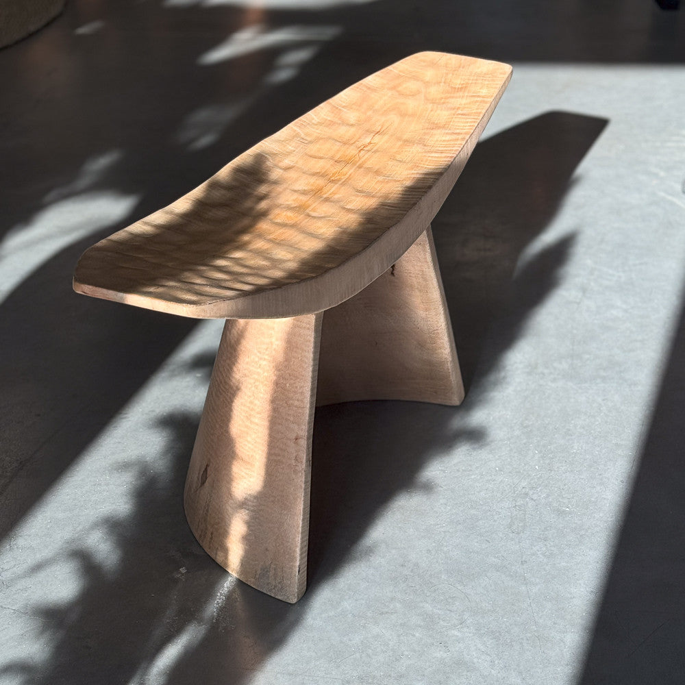 Tabouret Mango en bois martelé - Naturel