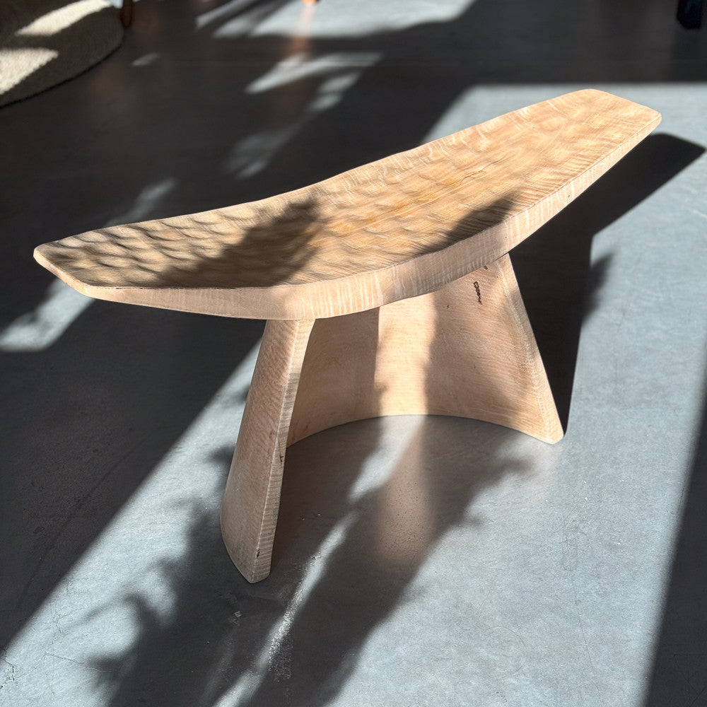 Tabouret Mango en bois martelé - Naturel