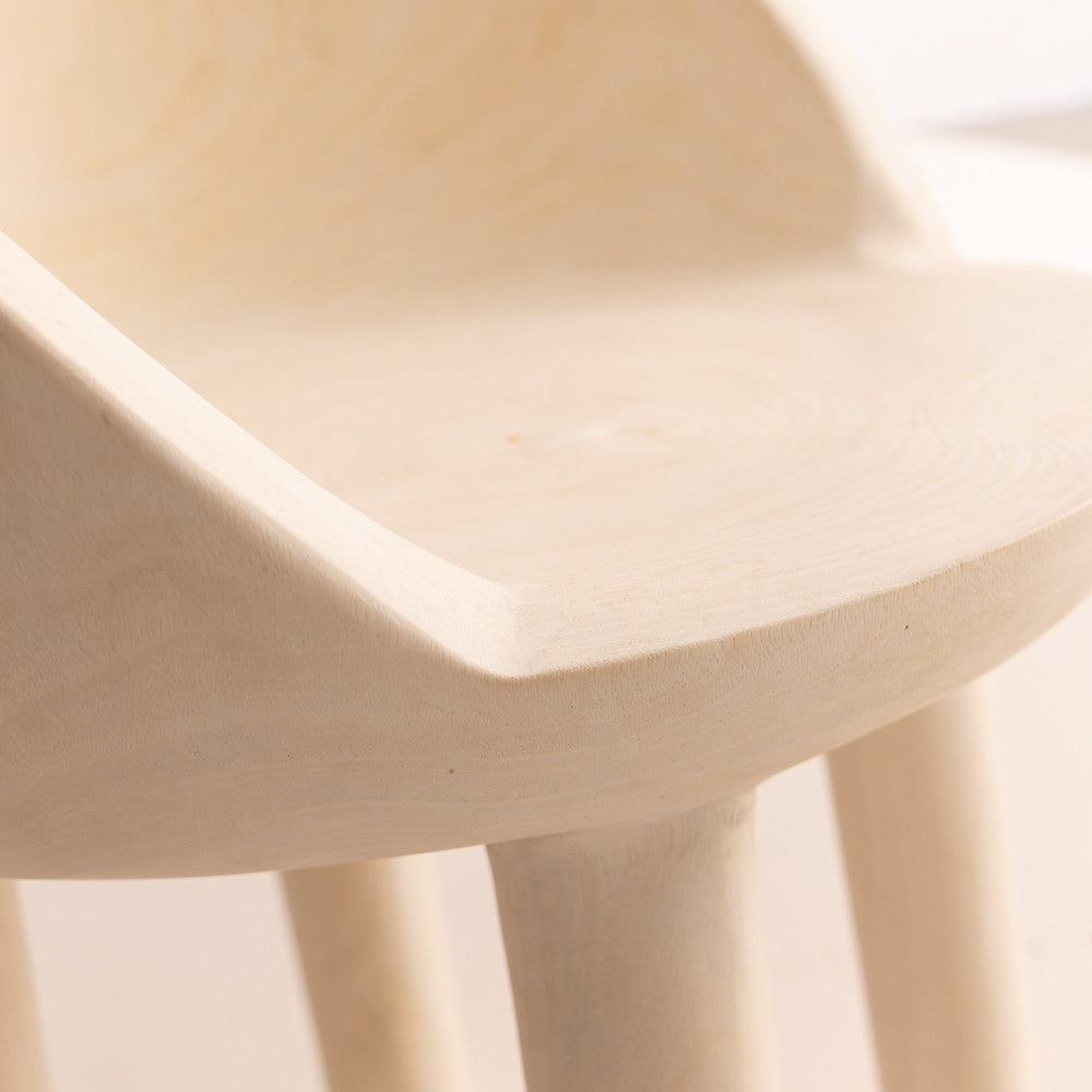 Fauteuil en bois blanc Rimba