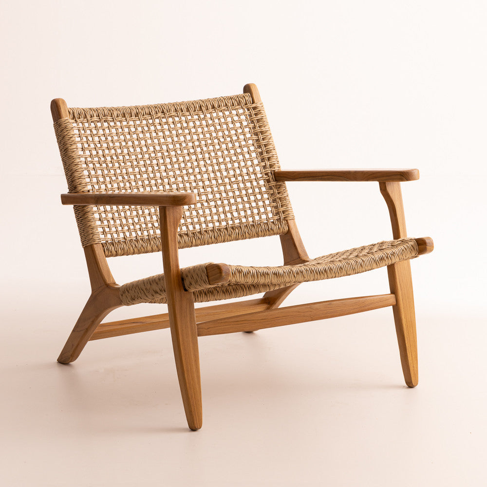 Fauteuil accoudoir en bois de teck et corde synthétique