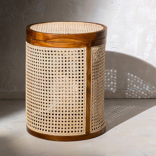 Panier de rangement en teck et cannage