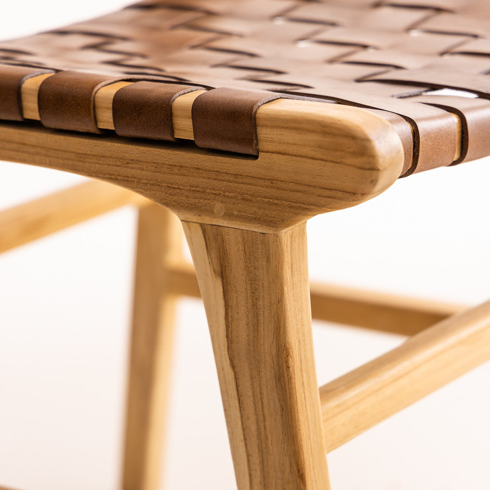 Chaise en bois de Teck et Cuir Marron Antique - Karna