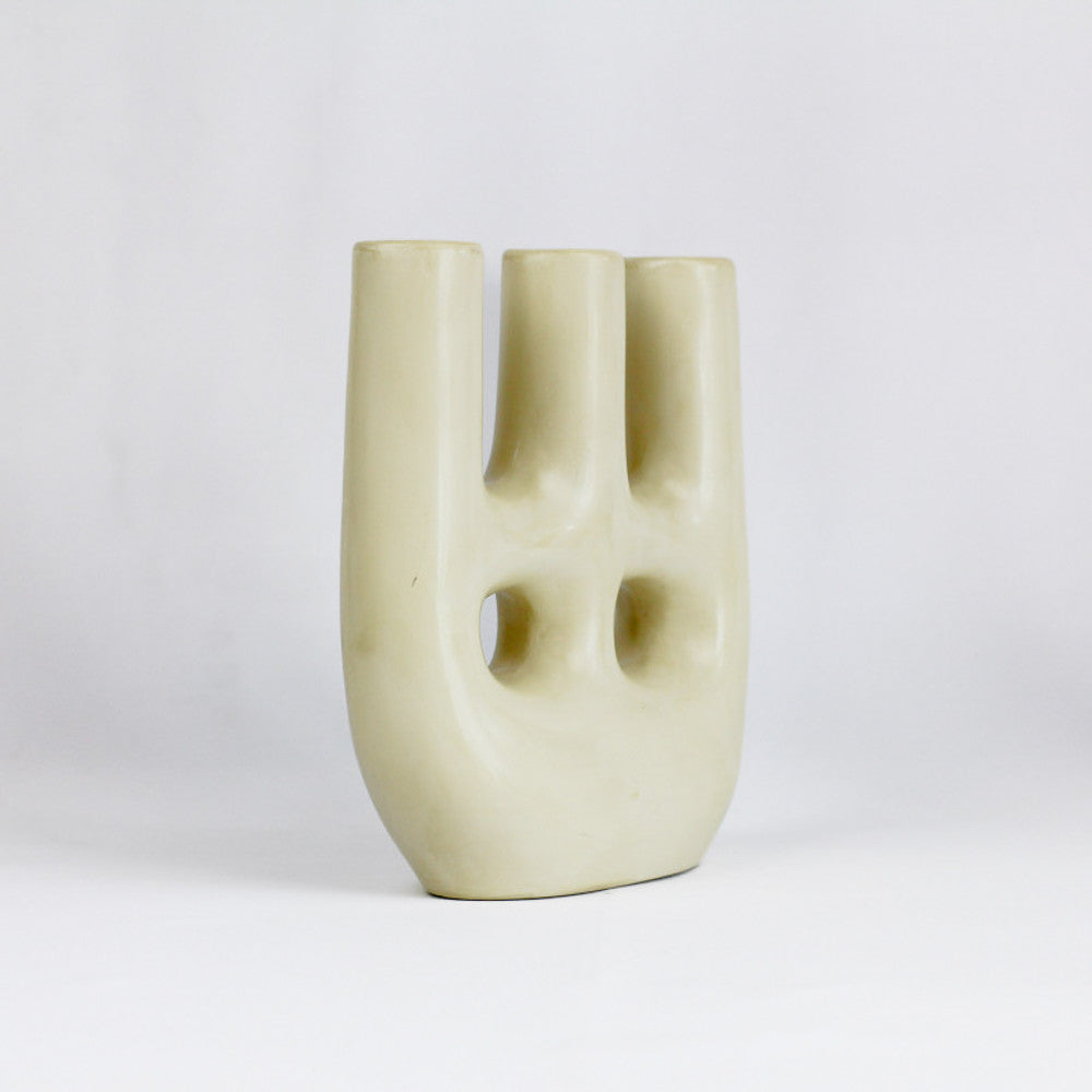 Vase 3 têtes 2 trous en argile